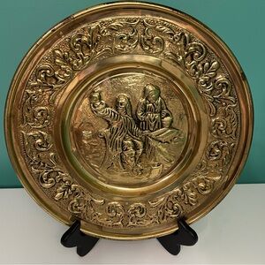 Vintage Embossed Hammered Brass Wall Plate Plaque Made In Holland